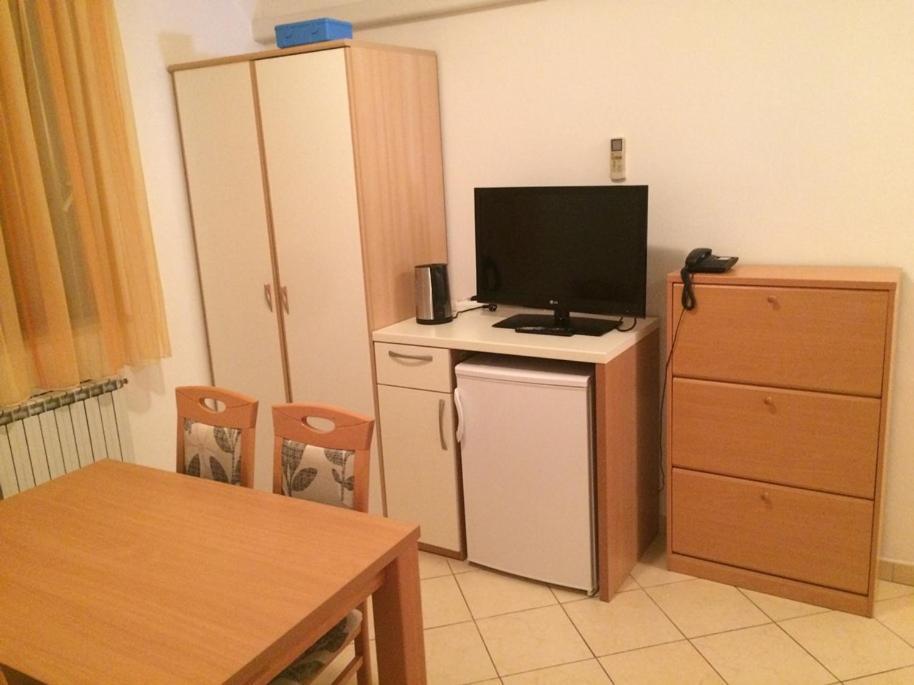 Vila Albatros Bed & Breakfast Rovinj Exterior photo